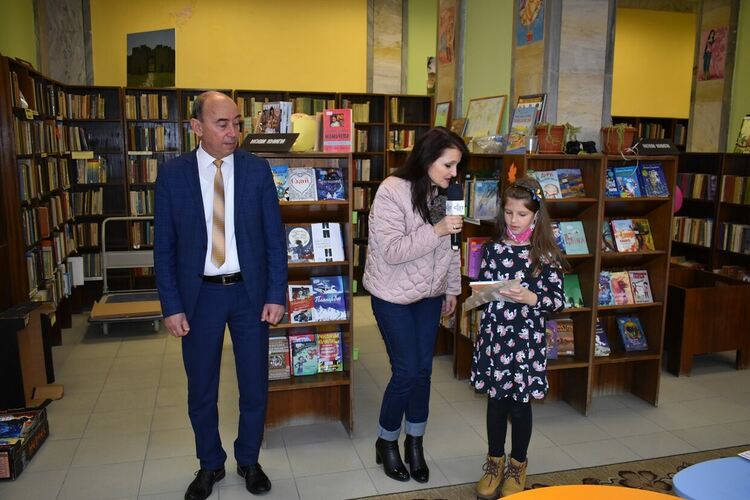 Елмира Кадир е "Читател на годината - 2021 г." сред децата (снимки)