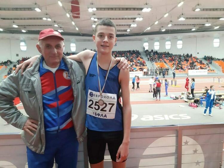 Двама лекоатлети от „Хеброс“ ще представят България на Балканиадата