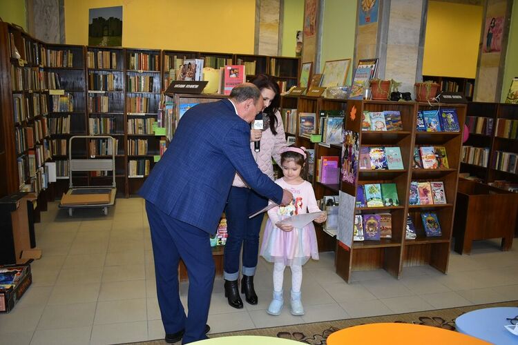 Елмира Кадир е "Читател на годината - 2021 г." сред децата (снимки)