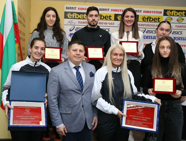 Калояна Налбантова и Цветина Попиванова са в Топ 5 на най-добрите бадминтонисти в България