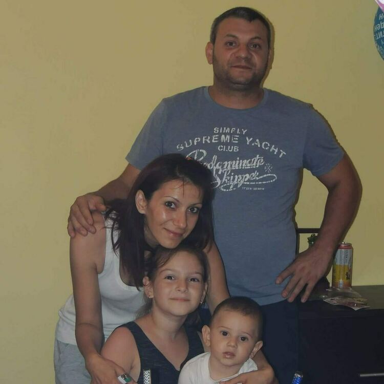 Пенсионерски клубове от Димитровград помагат за лечението на Георги