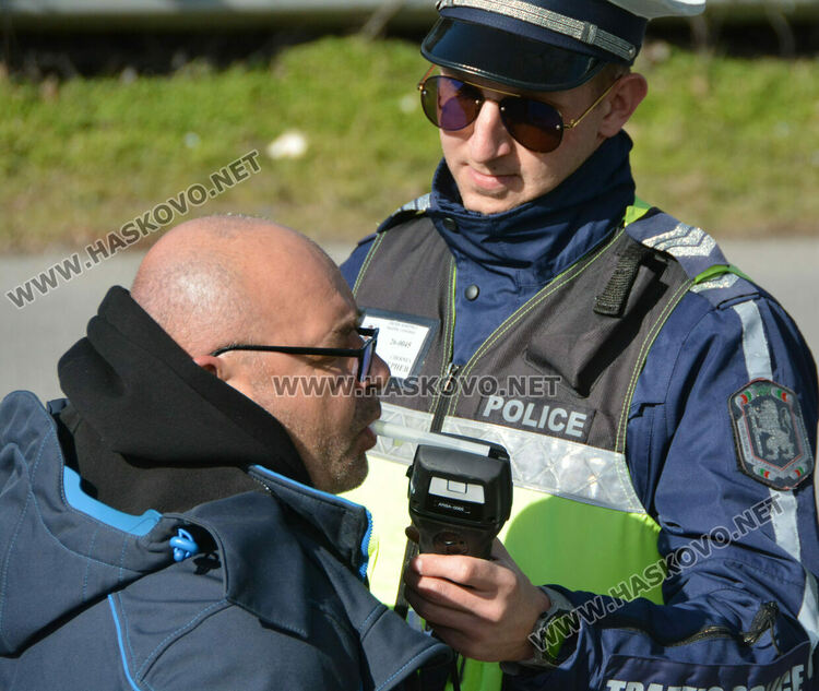 Засилени проверки на камиони и автобуси в Хасковско