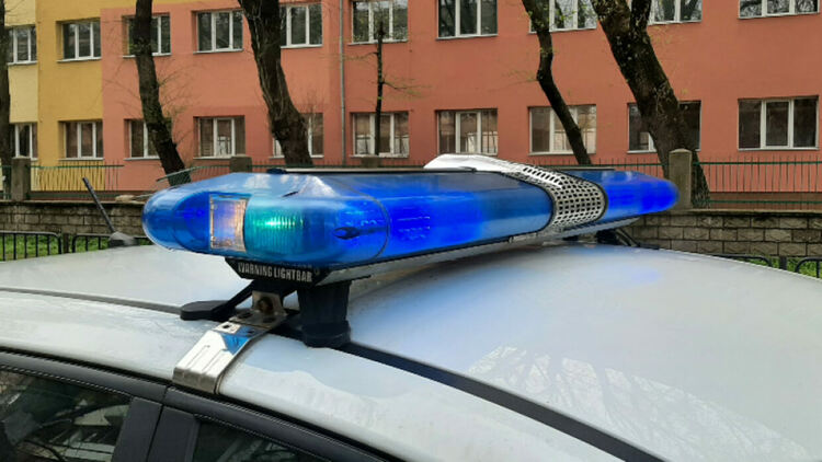 Автомобил с пренабити номера е установен в Перник