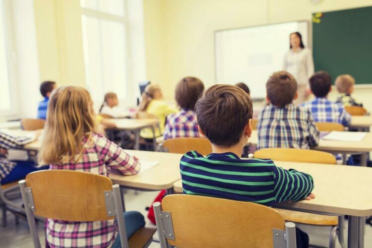 МОН въвежда математически модел за оценка на училищата по напредъка на учениците