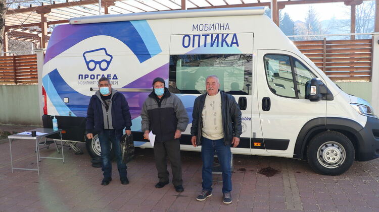 Мобилен кабинет за очни прегледи пристига всеки втори петък от месеца в Ардино