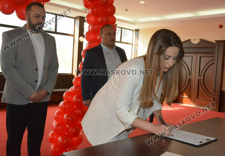 Двойна сватба в Хасково в деня на любовта