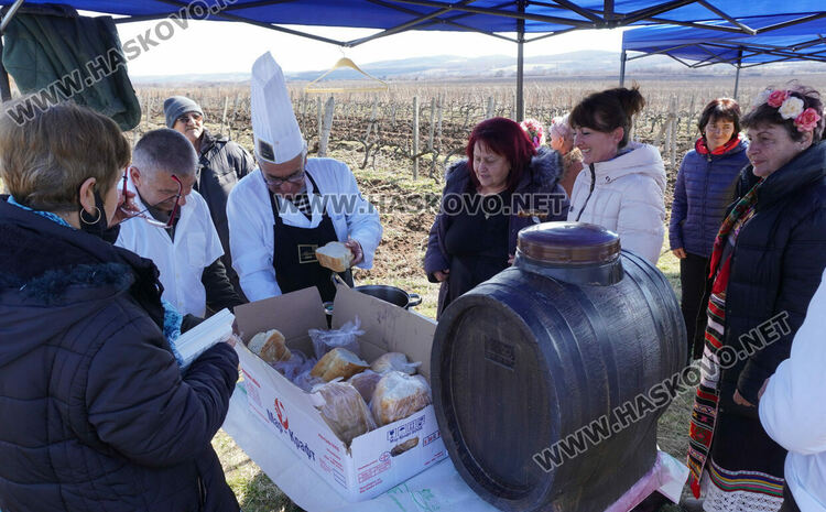 Ивайловград празнува днес
