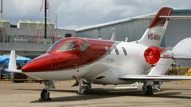 В Сингапур започна един от най-големите авиосалони в Азия