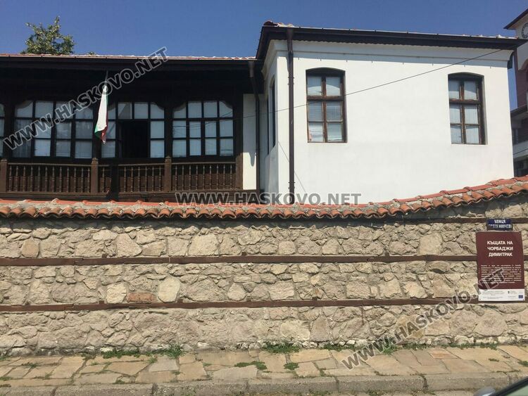 Детската градина по изкуствата организира конкурс „Детство-вълшебство“ 