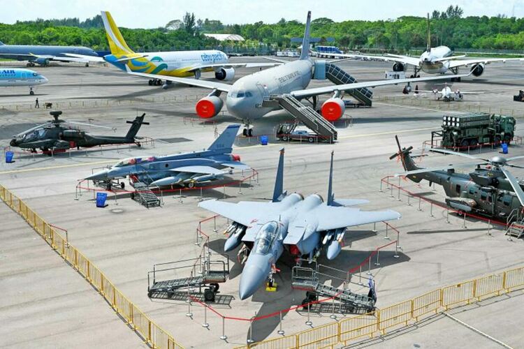 В Сингапур започна един от най-големите авиосалони в Азия