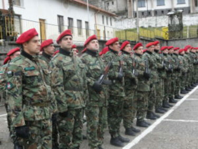 Петнайсет нови военнослужещи ще назначи "101-ви алпийски полк". Какви са изискванията?