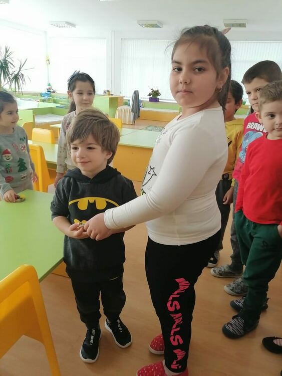 Малчугани отбелязаха Деня на добротата