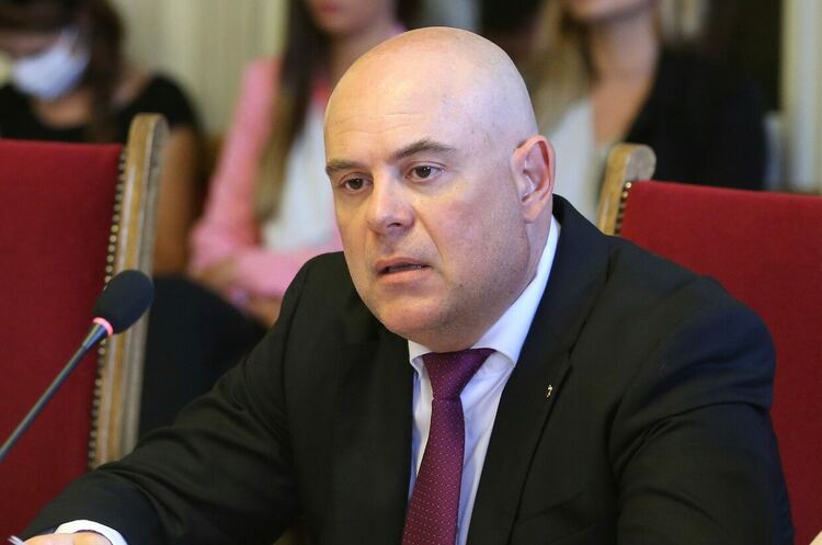 Гешев срещу орязването на бюджета на прокуратурата