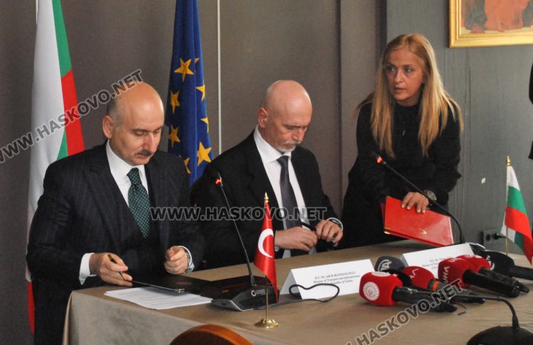 Ускоряват транспортни връзки между България и Турция