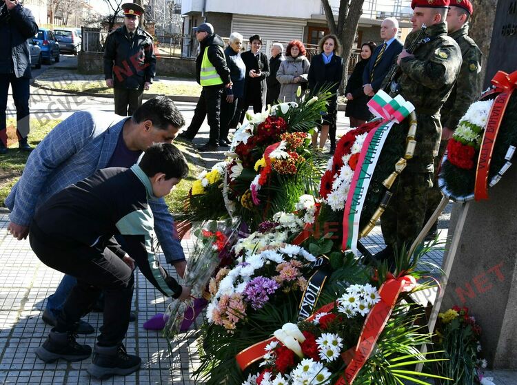 Димитровград с поклон пред Апостола на свободата!