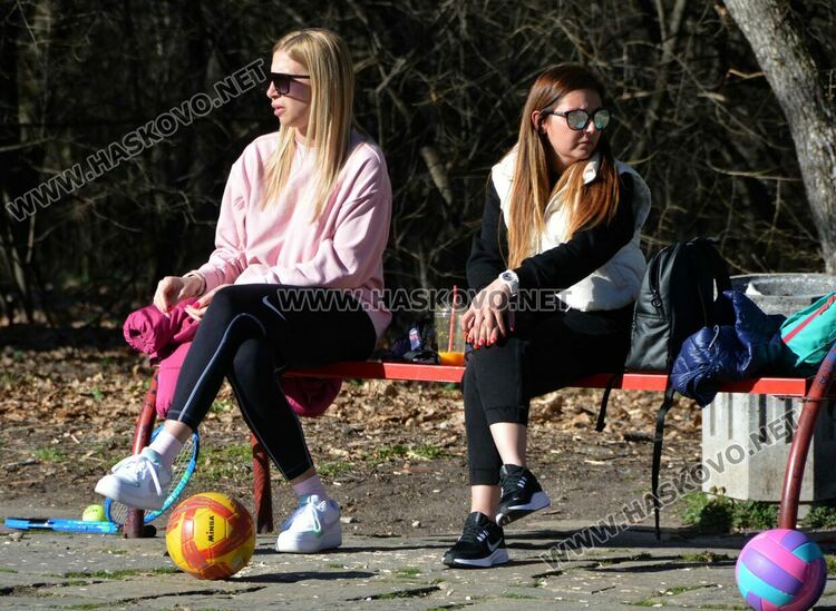 Рекордно топъл ден в Хасково, измериха 17.7 градуса