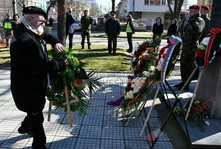 Димитровград с поклон пред Апостола на свободата!