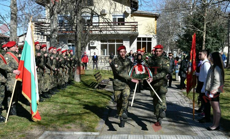 Димитровград с поклон пред Апостола на свободата!