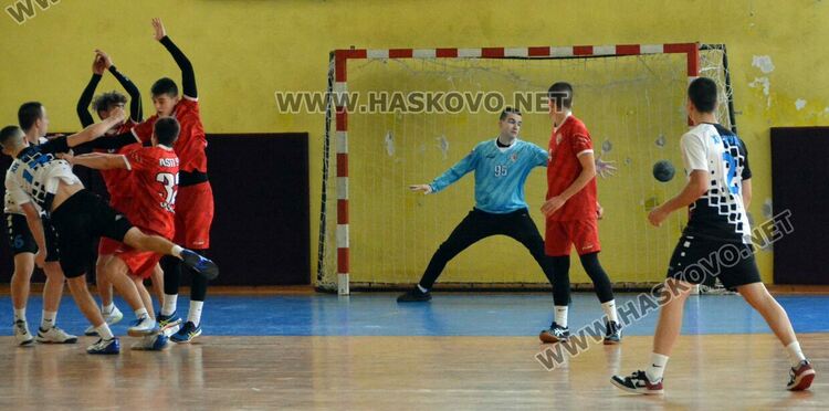 Юношите на “Асти” се класираха за финалите на Държавното първенство по хандбал