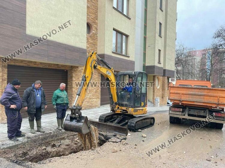 Нова ВиК авария и безводие в част от Хасково