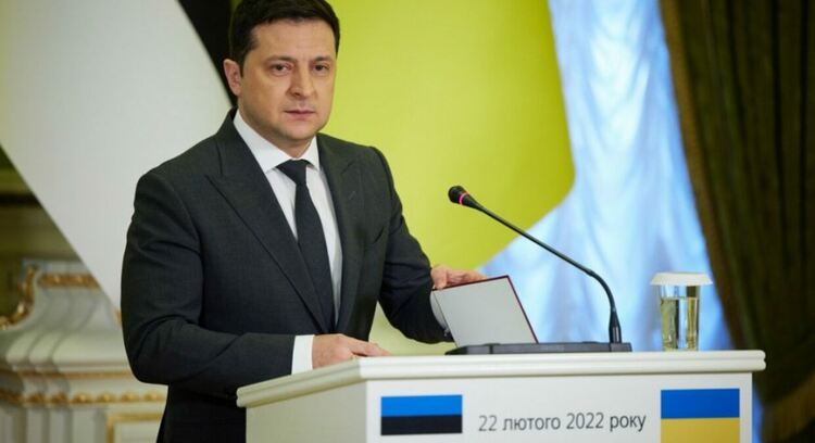 Зеленски свиква резервисти, но не планира обща мобилизация