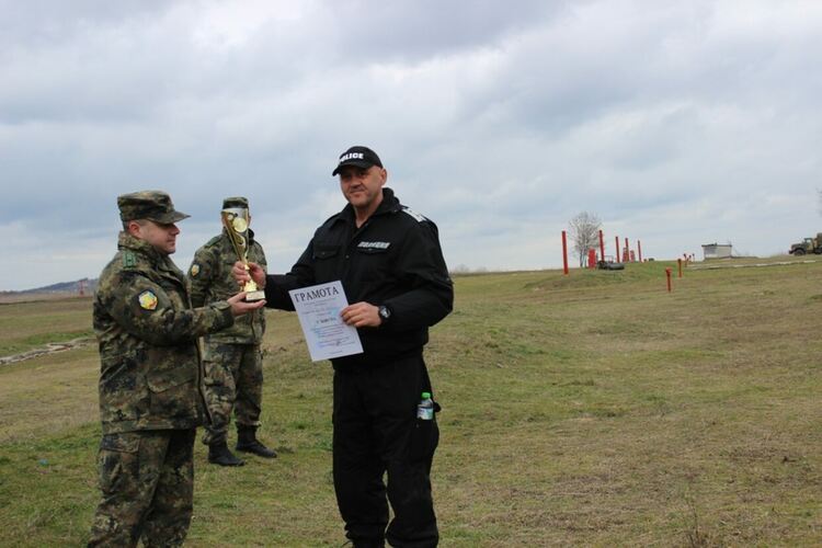 Пламен Митев и Таня Баракова са най-добрите стрелци в турнира на военните