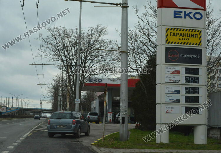 Постепенен ръст в цените на горивата 