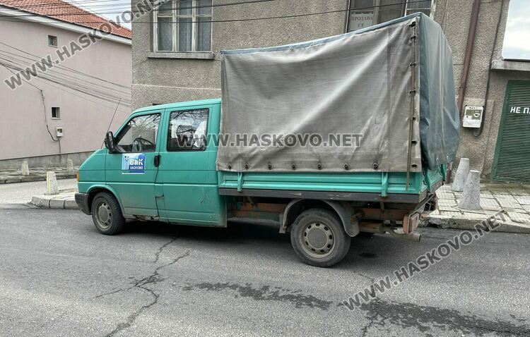 Затвориха част от улица заради авария, отстраняват я в петък заради затапен кран от кола