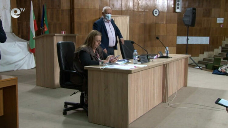 Трети път е на късмет за длъжниците по давност, ОС-Смолян опрости дълговете 