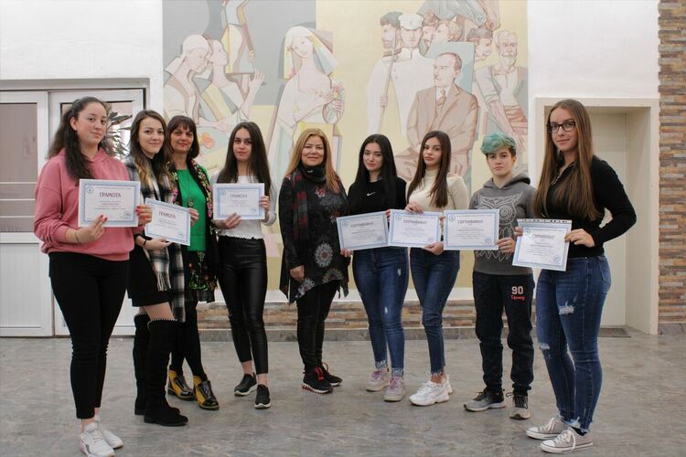 Йовковци победители на Национален конкурс на Стопанска академия„Димитър А. Ценов“ -  Свищов