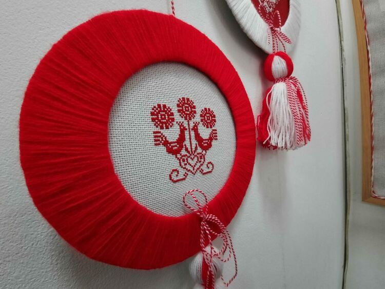 Празник с кауза организираха ДЮТ „Мускетарите“ при ЦПЛР-ОДК Перник по случай първи март