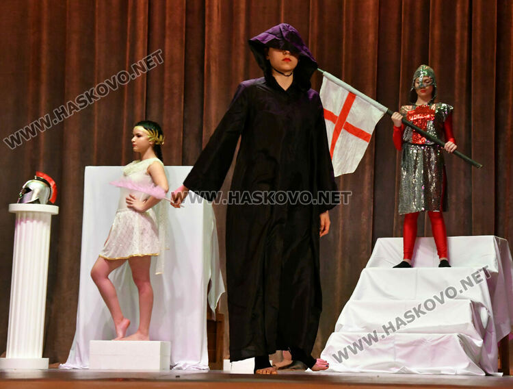 &bdquo;Рона&ldquo; представи танцов спектакъл &bdquo;Музей под небето&ldquo;