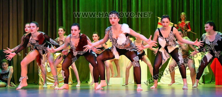 &bdquo;Рона&ldquo; представи танцов спектакъл &bdquo;Музей под небето&ldquo;