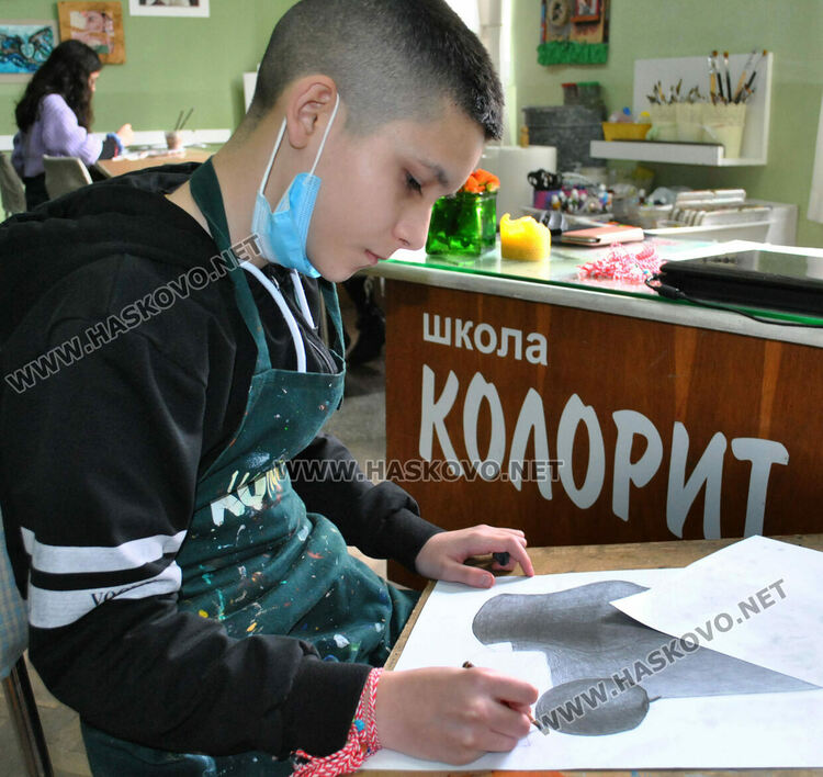 8 награди за Колорит от два национални конкурса за рисунка