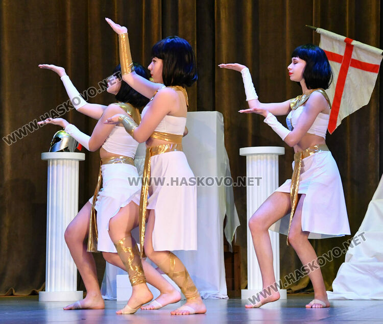 &bdquo;Рона&ldquo; представи танцов спектакъл &bdquo;Музей под небето&ldquo;