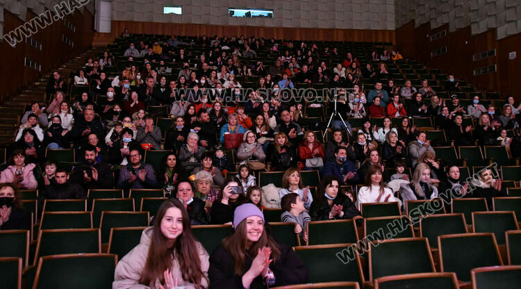 &bdquo;Рона&ldquo; представи танцов спектакъл &bdquo;Музей под небето&ldquo;