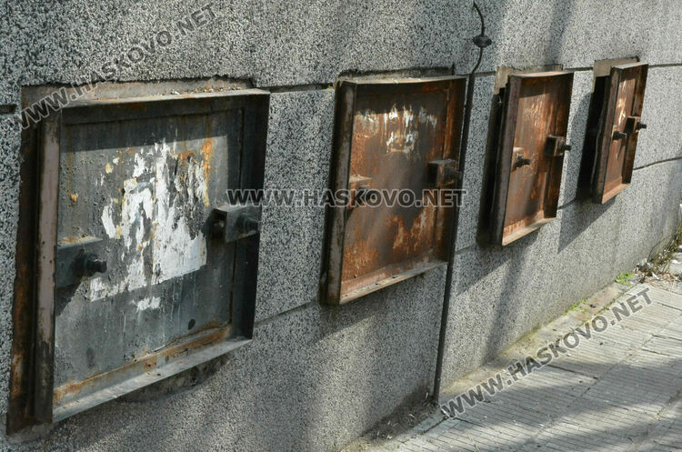 Бомбоубежищата в Хасково в окаяно състояние