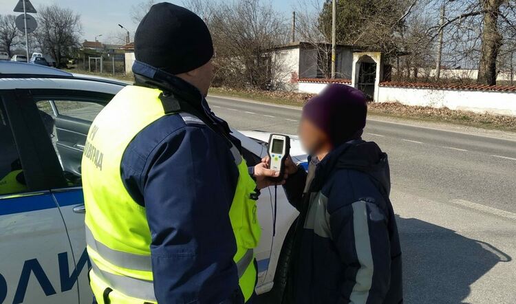 Специализирана полицейска акция се провежда в Асеновградско 