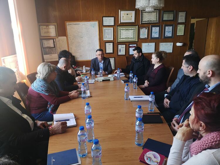 Община и университет с общ проект за приют за животни край Кърджали