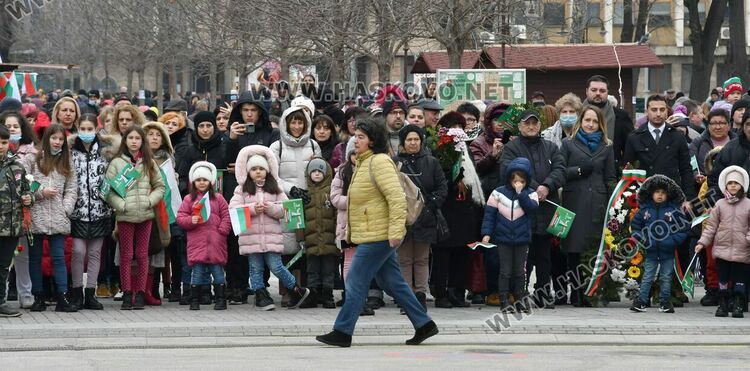 Хасково чества 144 г. от Освобождението на България, развяха руското знаме
