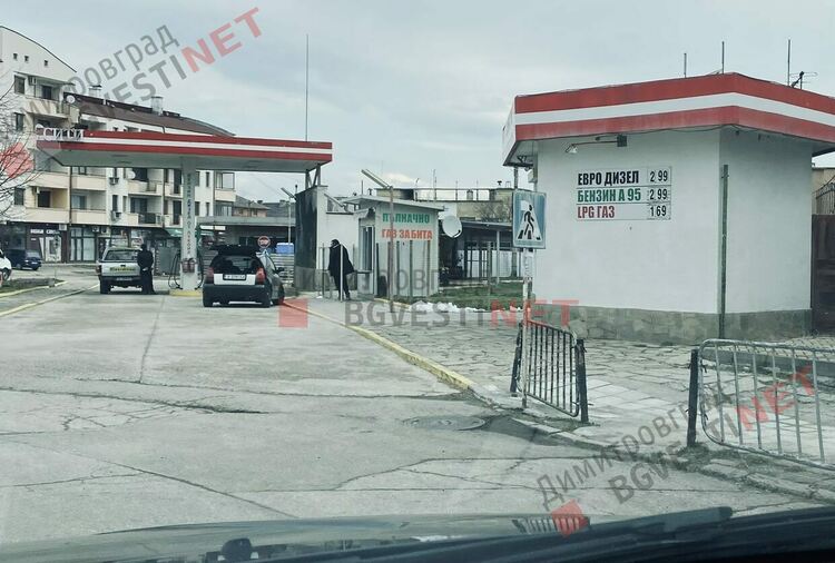 Бензиностанциите промениха цените на горивата на връх Националния празник, объркаха шофьорите