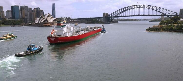 Пристанищният патрул на Сидни по VIASAT EXPLORE