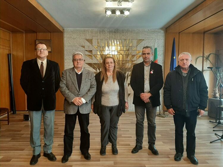 Иван Гранитски е носителят на Националната литературна награда "Николай Хайтов" за 2021 година