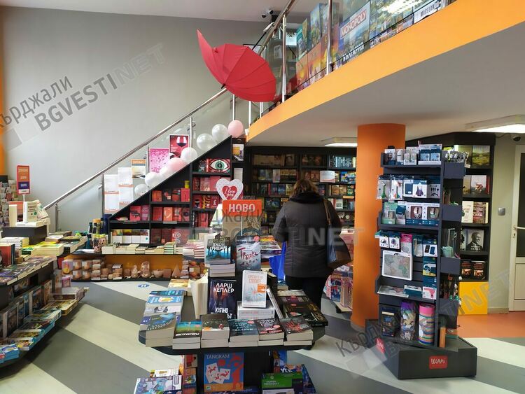 Книги за Македония и нейното минало са най-търсени в Кърджали, клиенти питат и за книги на турски