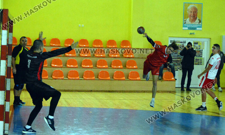 “Добруджа” спря хандбалистите на “Асти” по пътя към финала за Купа България