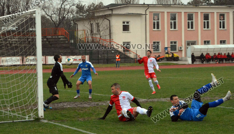 “Саяна Хасково” победи “Гигант” с гол на Вълчан Чанев