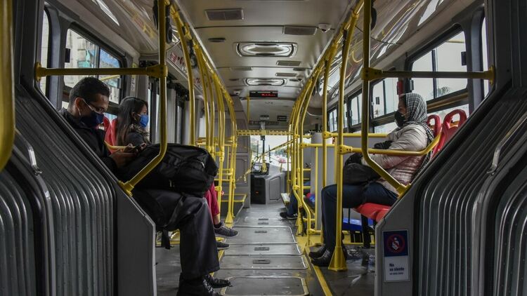 Превозвачи увеличават поетапно цената на автобусните билети