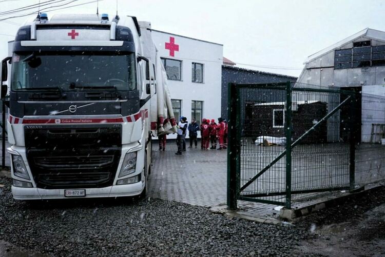 Украйна съобщи, че е започнала евакуация на цивилни от Суми и Ирпин 