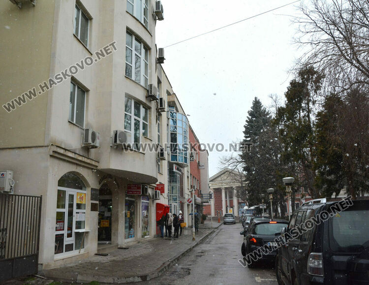 Адвокатската колегия в Хасково се организира за безплатна помощ към бежанците