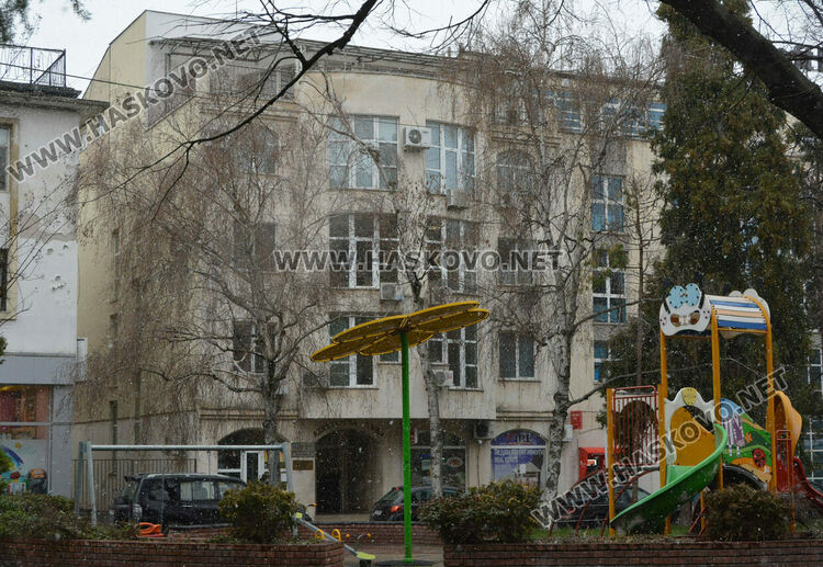 Адвокатската колегия в Хасково се организира за безплатна помощ към бежанците